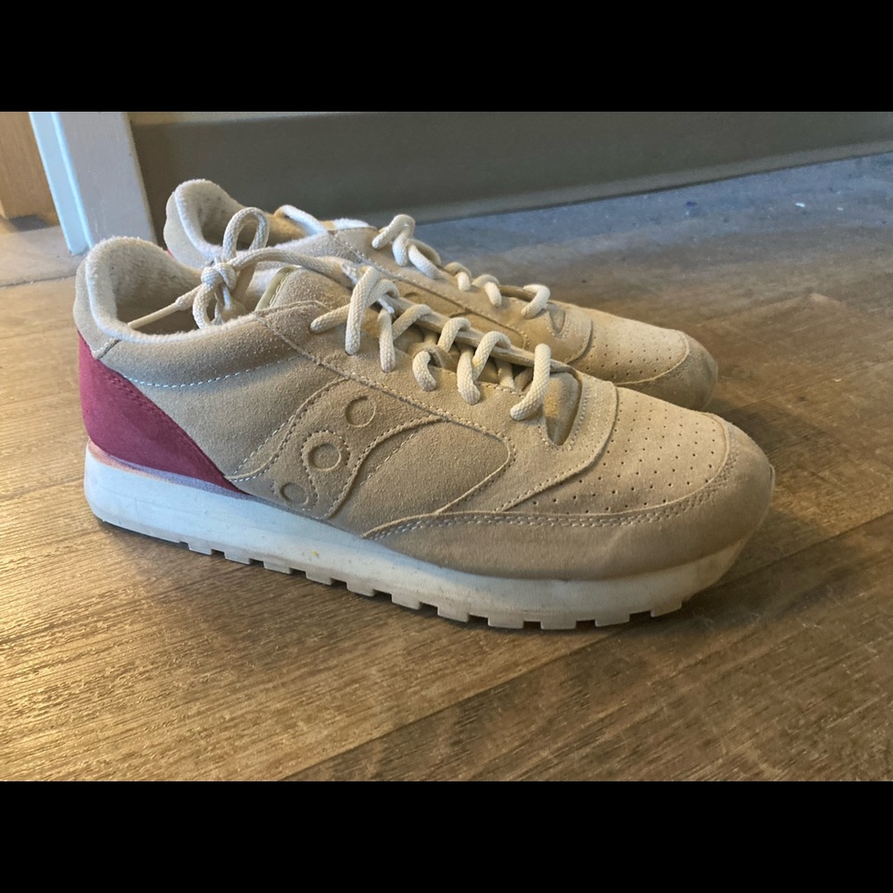 Saucony casual shoes